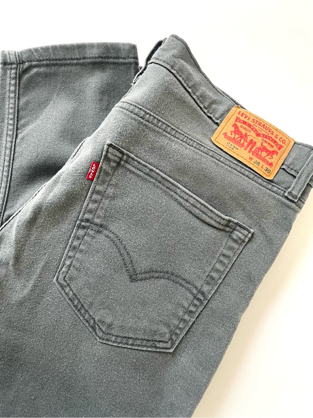 Levi's 512 Slim Taper Men's 36x30 Gray Jeans